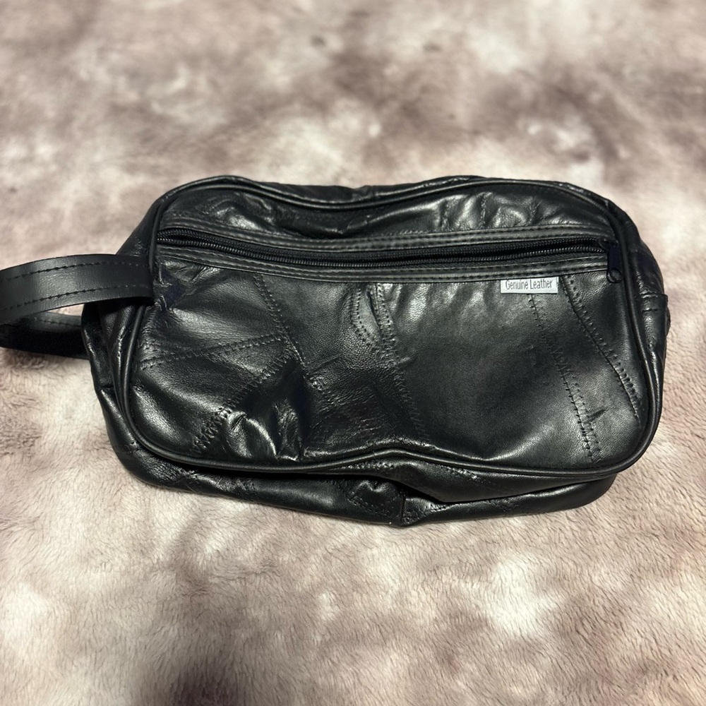 Personal Toiletry Shaving Make-up Bag Embassy Italian
Stone™ Design Leather